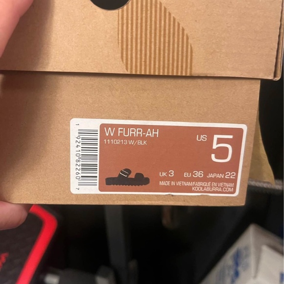 UGGS Shoes - UGG furrah